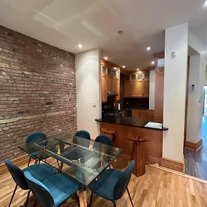Spacious Downtown Apartment, 4br-2ba,free Wifi Appartement